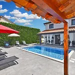 Ferienhaus House 2186
