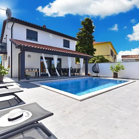 House 2186
