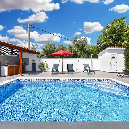 House 2186 Nyaraló *