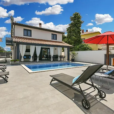 House 2186 Nyaraló Galižana