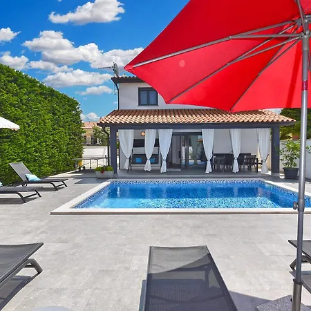 House 2186 Nyaraló Galižana