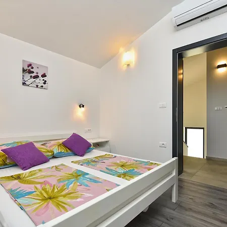 度假居 House 2186 Galižana